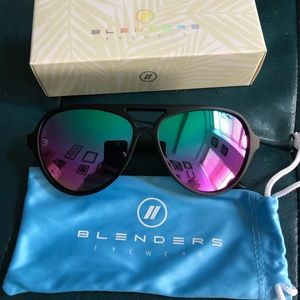 Aviators, California style